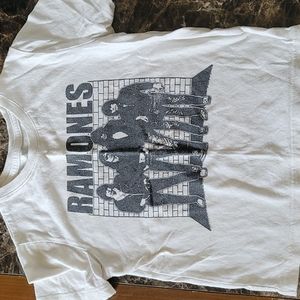 3T Ramones Gap Short Sleeve Tee
